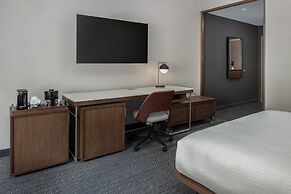 Courtyard By Marriott Olympia