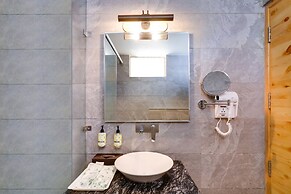 Lemon Tree Hotel Mukteshwar