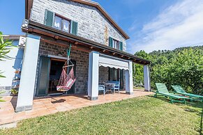 Il Laghello Wood House