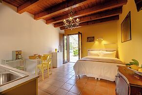 Il Laghello Wood House