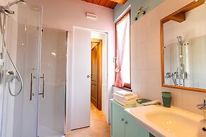 Il Laghello Wood House