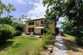 Il Laghello Wood House