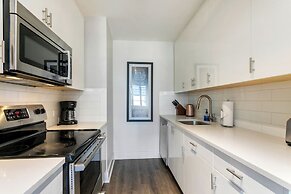 Cozy Studio Near French Quarter