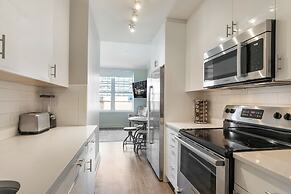 Cozy Studio Near French Quarter