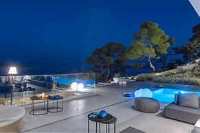 Luxury Villas Skiathos