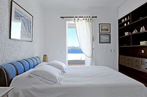 Luxury Villas Skiathos