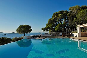 Luxury Villas Skiathos