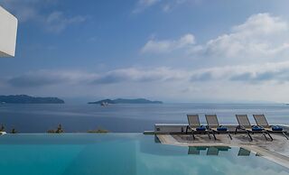 Luxury Villas Skiathos