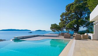 Luxury Villas Skiathos