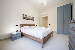 Via Niccol Tommaseo 4 - Appartamento 2