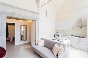 Romantic Escape in the 400s