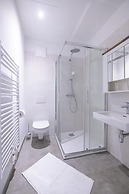 Chalet am Schneeberg See