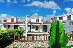 CLIFF VILLA