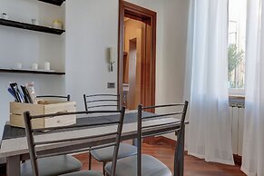 Capo d'Africa 48 - Home and More