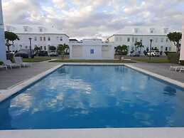 Palm Cay Beach Club & Marina