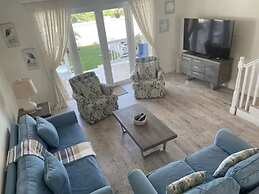 Palm Cay Beach Club & Marina