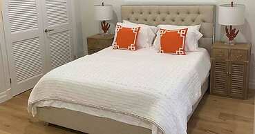 Palm Cay Beach Club & Marina