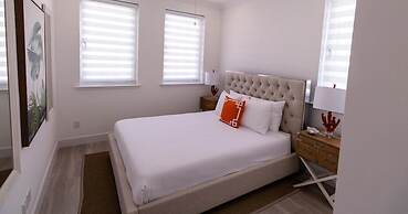 Palm Cay Beach Club & Marina