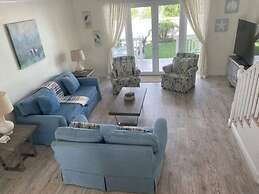 Palm Cay Beach Club & Marina