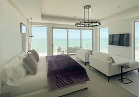 Palm Cay Beach Club & Marina