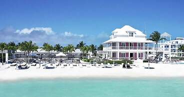 Palm Cay Beach Club & Marina