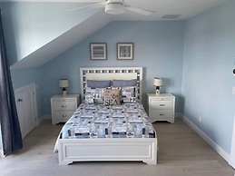 Palm Cay Beach Club & Marina