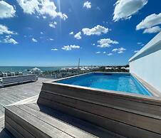 Palm Cay Beach Club & Marina