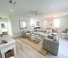 Palm Cay Beach Club & Marina