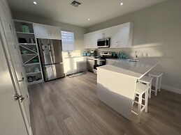 Palm Cay Beach Club & Marina