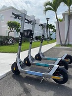 Palm Cay Beach Club & Marina