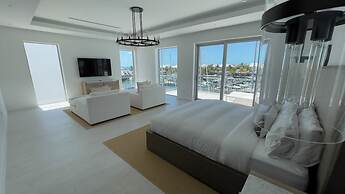 Palm Cay Marina, Resort & Spa