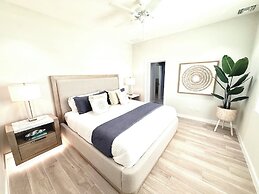 Palm Cay Beach Club & Marina