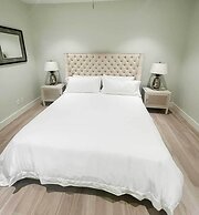 Palm Cay Beach Club & Marina