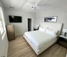 Palm Cay Beach Club & Marina