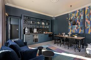 Hôtel Corneille - Entrée autonome, réception en ligne -Encore Mieux