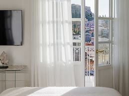 The Dolli At Acropolis, A Hotel To Live