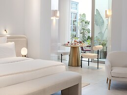 The Dolli At Acropolis, A Hotel To Live