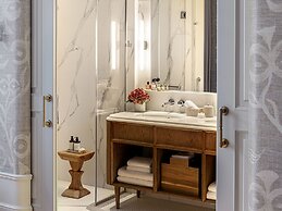 The Dolli At Acropolis, A Hotel To Live