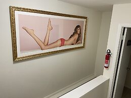 Downtown Private Rooms- Close to Topgolf