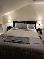 Downtown Private Rooms- Close to Topgolf