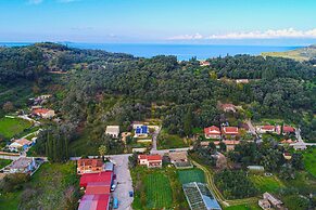Green Family Villa in Agios Ioannis