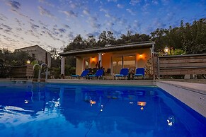 Green Family Villa in Agios Ioannis
