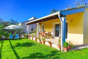 Green Family Villa in Agios Ioannis