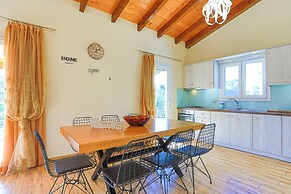 Green Family Villa in Agios Ioannis