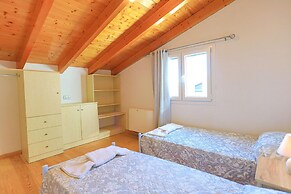 Green Family Villa in Agios Ioannis