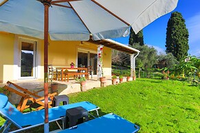 Green Family Villa in Agios Ioannis