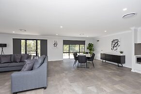 CH Boutique Apartments The Ringers Road