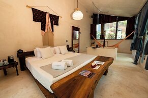 Japoneza Retreat Merida Centro