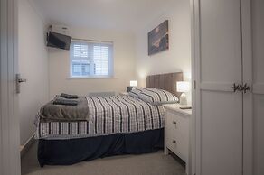 Castle Cove - 1 Bedroom Apartment - Tenby