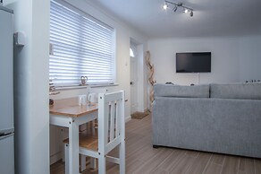 Castle Cove - 1 Bedroom Apartment - Tenby